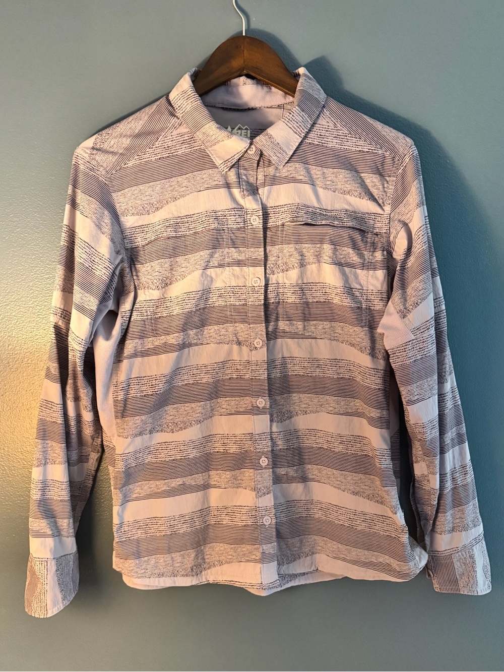 REI Women’s L Long Sleeve Striped Button Shirt